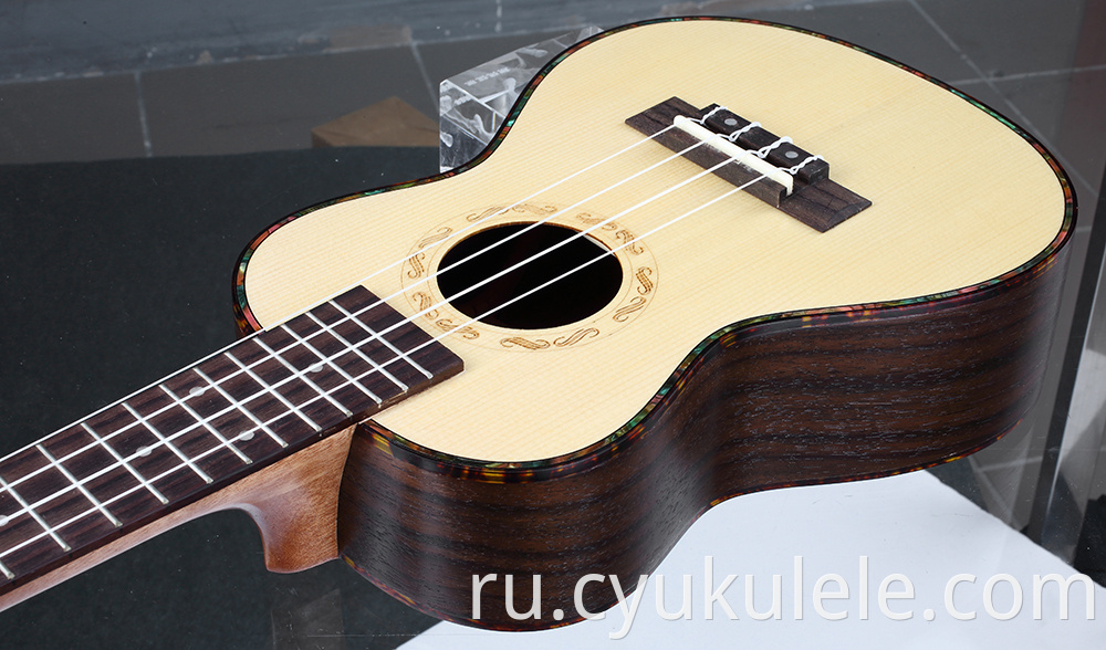 ukulele33